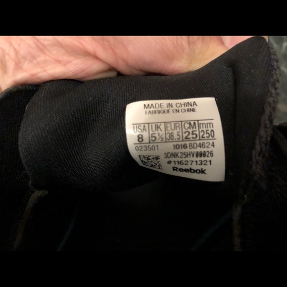 Reebok retro running shoes size 8 - Picture 3 of 3